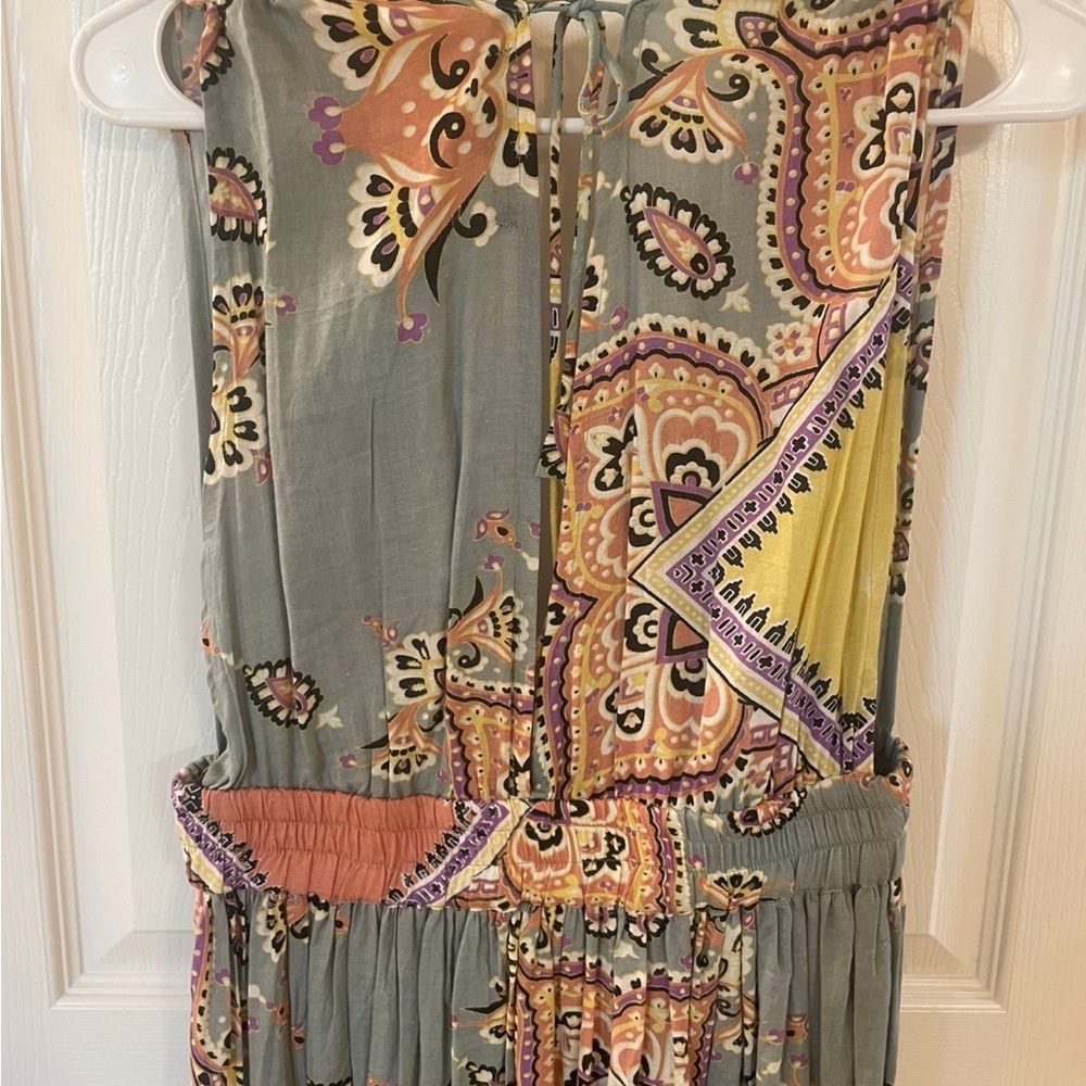America and Beyond green medallion print Maxi Dress - Picture 7 of 11